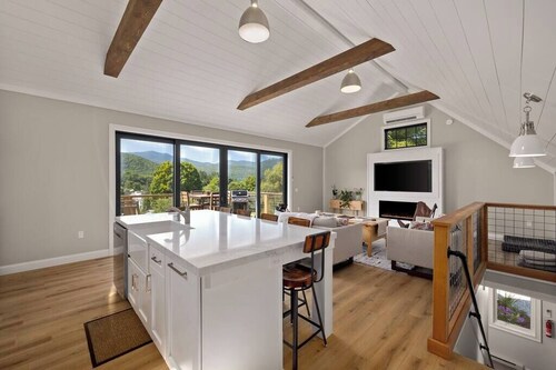 The Barn - Modern Living in Small Town Vermont