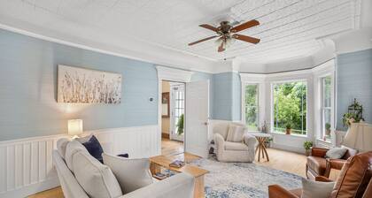 The Victorian - Reunite, Explore, Indulge!