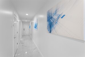 Interior - Beachfront Condo Resort in Paradise - ADA (Treasure Island)