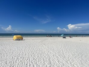 Na praia