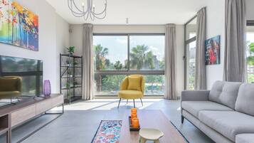 Urban | Living room | 55-inch Smart TV with digital channels, streaming services