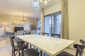 Shadow | In-room dining - Le 115 Aparthotel in Jal El Dib (Jal El Dib)