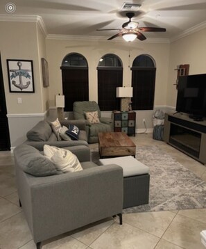 TV, fireplace -  Paseo!! Beautiful Casita, 3 bed and Den  (Fort Myers)