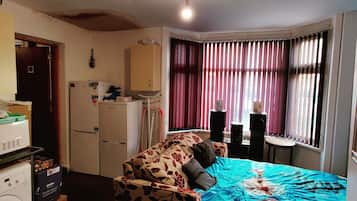 Apartment | 2 bedrooms, free WiFi