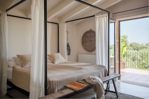 4 bedrooms, iron/ironing board, WiFi, bed sheets - Finca Ses Moreres / Llubi - Sineu - center of the island (Llubí)
