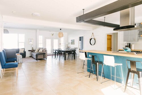 Clarke Road Retreat