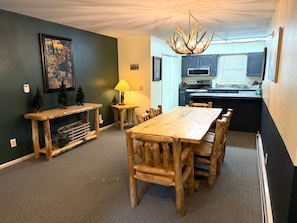 Condo, 2 habitaciones | Restaurantes