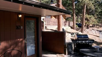 Chalet, 1 habitación | Área de parrilladas y picnic