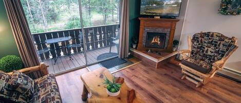 Condo, 1 Bedroom | Living area