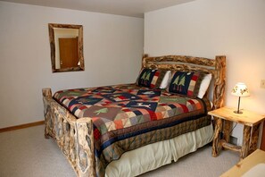 Cabin, 2 Bedrooms | 2 bedrooms, free WiFi - Lazy R Cottages: 14 2 Bedroom Cabin (Estes Park)