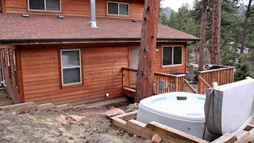 Chalet, 3 Bedrooms | Exterior