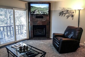 Apartment, 1 Bedroom | Interior - Fawn Valley Inn: 292 1 Bedroom Apts (Estes Park)