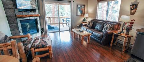 Condo, 1 chambre | Aire de séjour