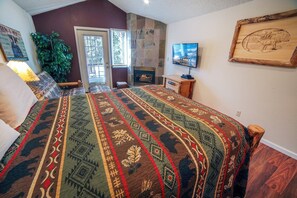 Condo, 1 Bedroom | 1 bedroom, free WiFi - Fawn Valley Inn: 295 1 Bedroom Condo (Estes Park)