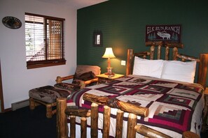 Studio | Free WiFi - Timber Creek Chalets: 4 1 Bedroom Chalet (Estes Park)