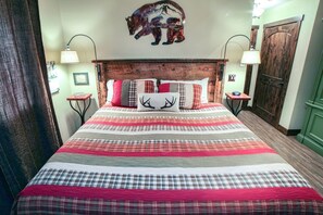 Condo, 1 Bedroom | 1 bedroom, free WiFi - Fawn Valley Inn: 269 1 Bedroom Condo (Estes Park)