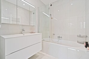 Apartment | Bathroom - Stylish Apt Bouneweg-Süd Book Now ID225 (Luxembourg City)