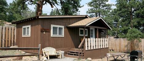 Cabin, 1 Bedroom | Exterior