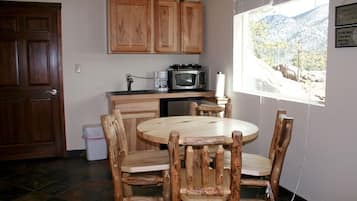 Cabin, 1 Bedroom | Private kitchen | Fridge, coffee/tea maker