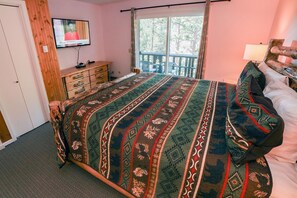 Condo, 2 Bedrooms