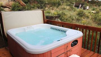 Bañera de hidromasaje exterior