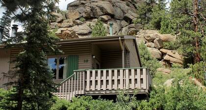 Sunnyside Knoll: 15 1 Bedroom Cabin