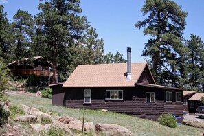 Cabin, 2 Bedrooms | Exterior