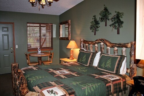 Timber Creek Chalets: 2a 1 Bedroom Chalet