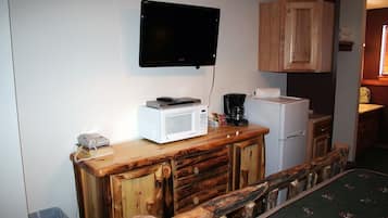 Studio | Dapur pribadi | Lemari es, mesin pembuat kopi/teh, dan pemanggang roti