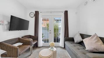 Smart TV, fireplace, printers