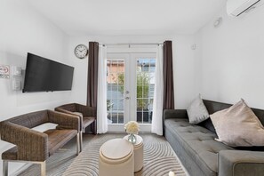 Smart TV, fireplace, printers