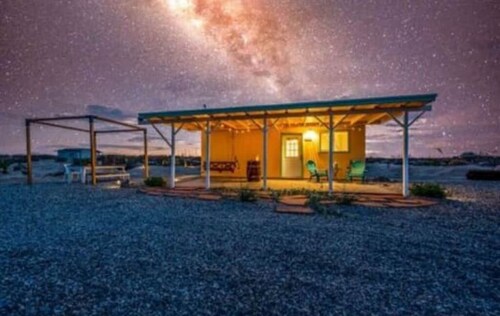 HotTub & Sunset Views -- Relaxing Desert Retreat Near Joshua Tree