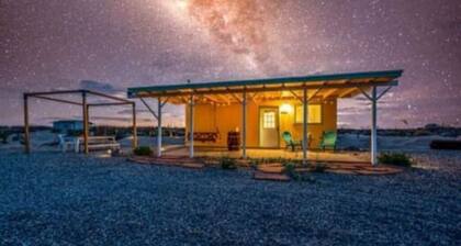 HotTub & Sunset Views -- Relaxing Desert Retreat Near Joshua Tree