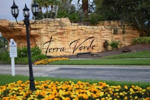 Property grounds - Terra Verde Resort Stay: Themed Townhome w/ Jacuzzi, Near Disney (Kissimmee)