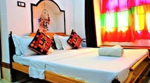 1 bedroom, free WiFi, bed sheets