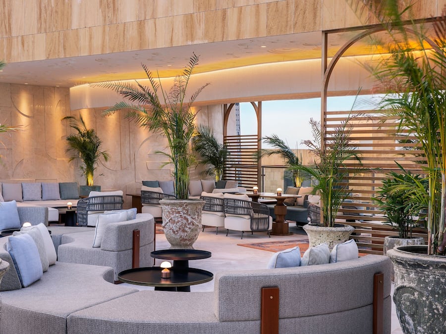 Serves dinner and happy hour