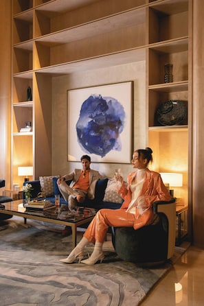 Phục vụ bữa tối và happy hour