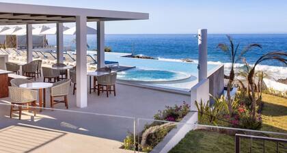 Luxury Oceanfront Condo in Boutique Development