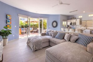 TV, stereo - Modern Beach Home in Cerritos *no service fees* (El Pescadero)