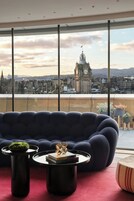 Penthouse | Ropa de cama de alta calidad, minibar, caja fuerte