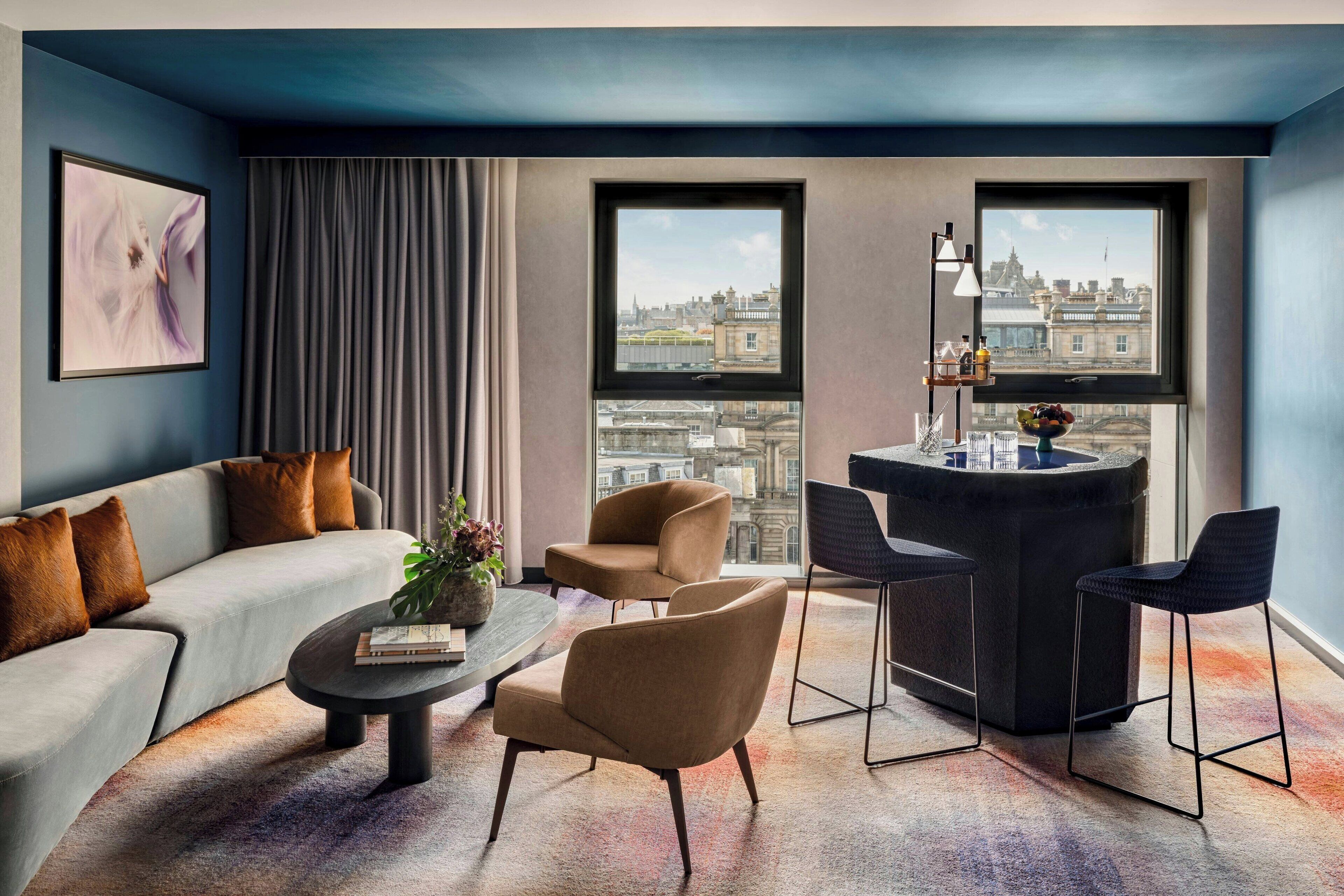 Premier Suite | Ropa de cama de alta calidad y minibar 