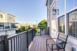 Terrace/patio - Cozy South Carolina Abode - Steps from Main Street (Greenville)