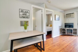 3 chambres, fer et planche à repasser, Wi-Fi, draps fournis