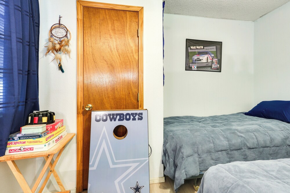 DogFriendly Kingston Cabin w/ Wraparound Deck! Marshall County Vrbo