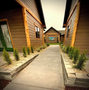 Property grounds - Bear Mountain -Suite 4 (Grants Pass)