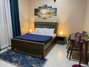 Apartamento | 1 dormitorio, tabla de planchar con plancha, wifi gratis y ropa de cama