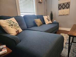 Smart TV, video games - Cozy & Clean in the heart of Manheim Borough Lancaster County. (Manheim)