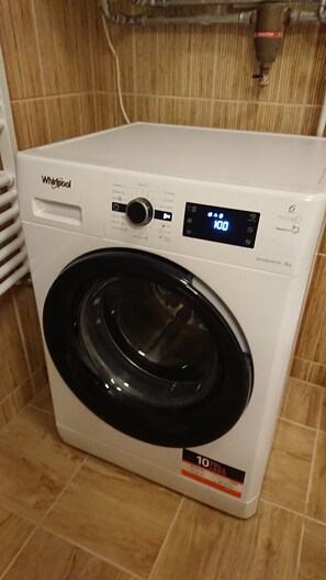 Interior - 100 lépés - 100 steps - Apt with huge terrace next to the thermal bath (Harkány)