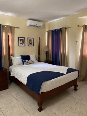 2 bedrooms, iron/ironing board, free WiFi - Eventuality B&B at Kensington (Kingston)
