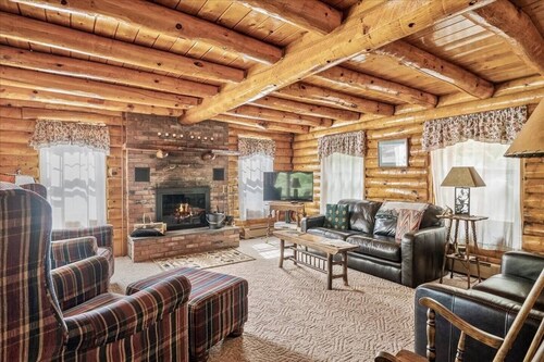 Lake George | Hot Tub | Firepit | Schroon Lake